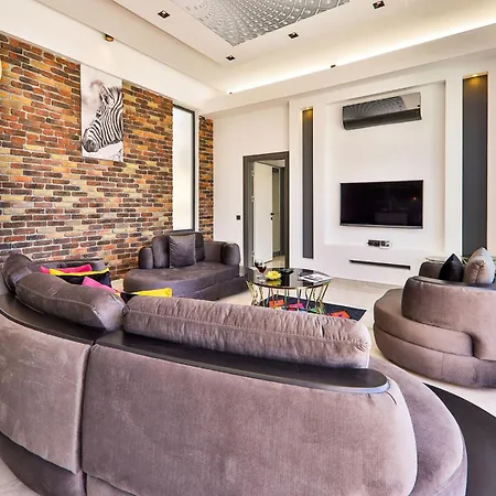 Villa Sevil Iki Adakoy